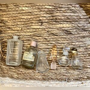 5 empty Parfum bottles and 1 stopper